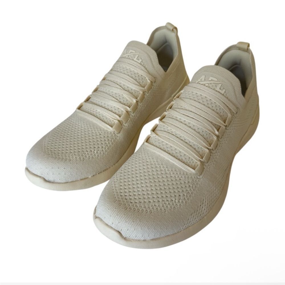 APL Men's Cream Vanilla Athletic Techloom Breeze Sneakers NWT